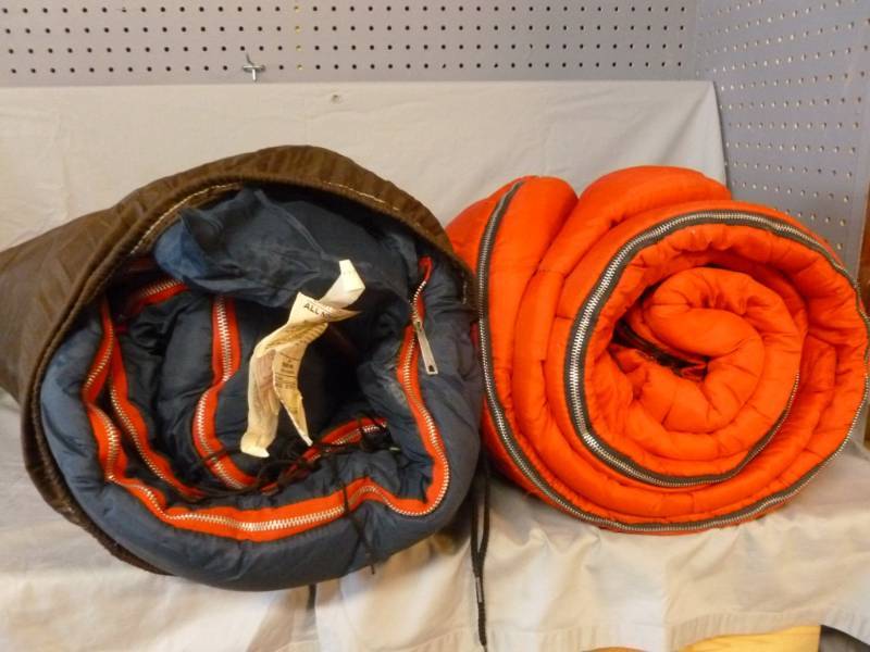 lot 39 image: Sleeping Bags