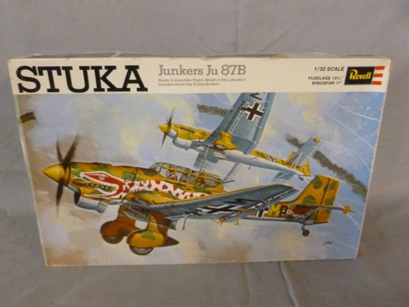 lot 55 image: Vintage Model Kit