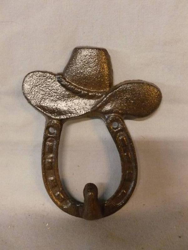 lot 61 image: Cast Iron Decoration