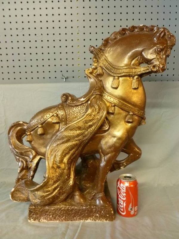 lot 74 image: Mantle Decoration