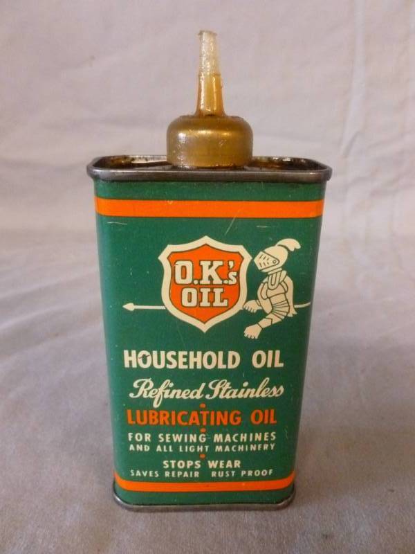 lot 80 image: Vintage Oil Can