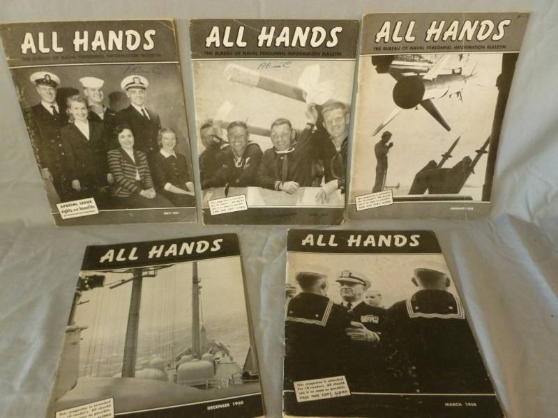 lot 101 image: Vintage Military Items