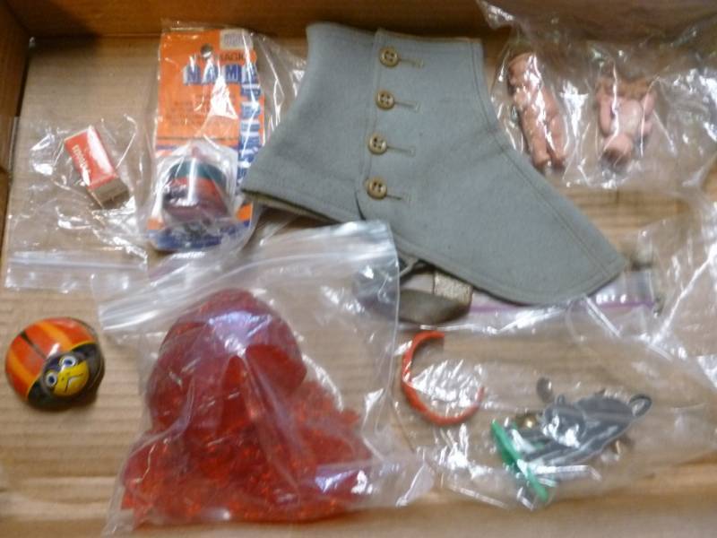 lot 150 image: Vintage items