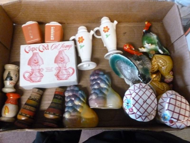 lot 180 image: Vintage Salt And Pepper Sets