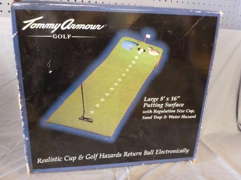 lot 190 image: Golf Accessory