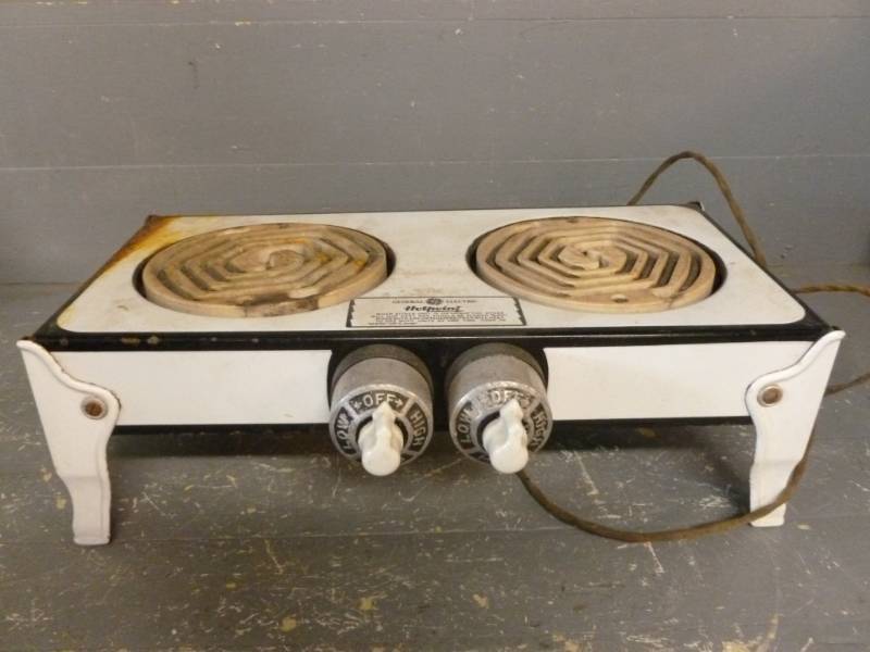 lot 223 image: Vintage Stovetop