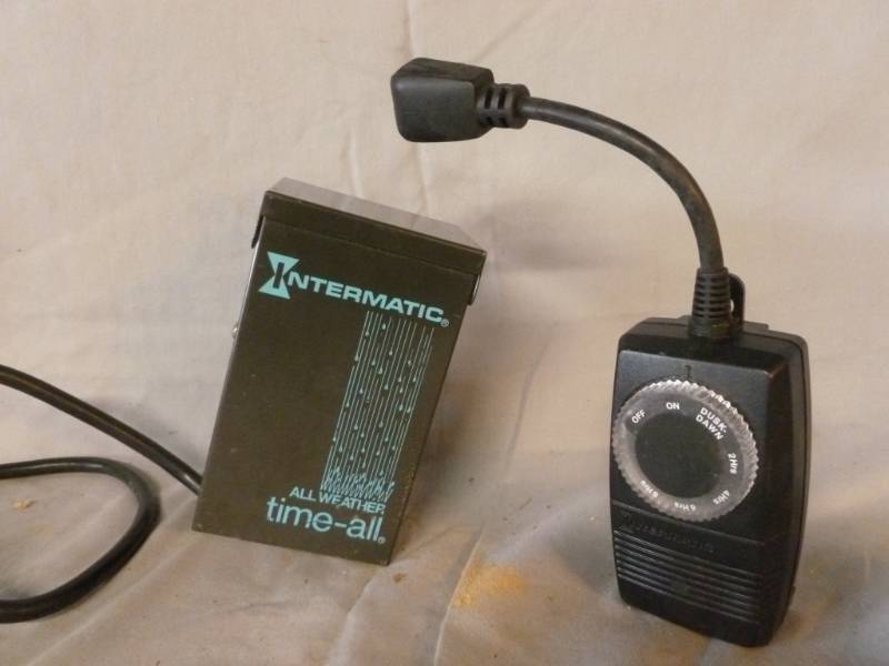 lot 243 image: Outdoor Timer