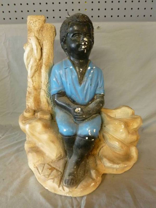 lot 259 image: Rock Garden Decoration