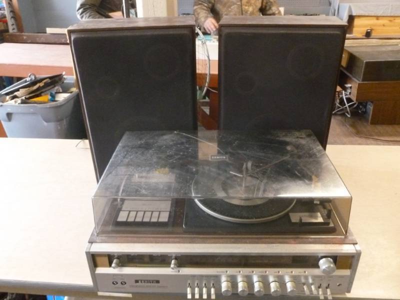 lot 276 image: Stereo System