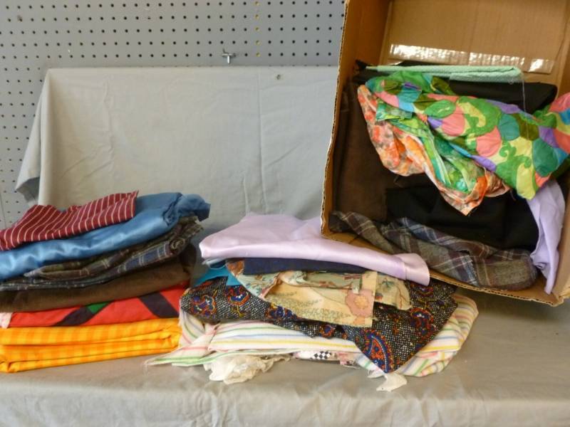 lot 280 image: Fabric
