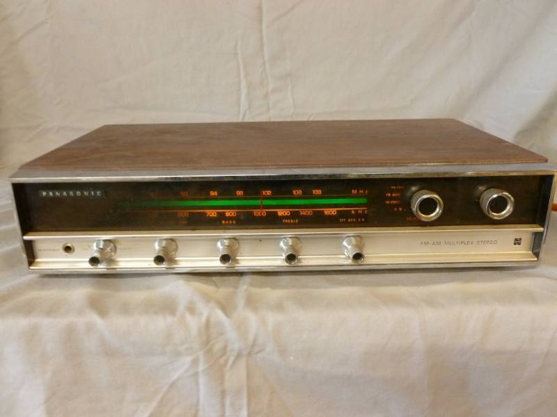 lot 284 image: Vintage Electronics