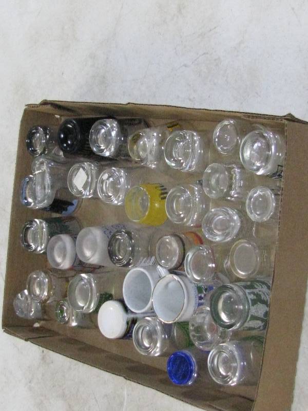 lot 24 image: Advertising Shot glasses