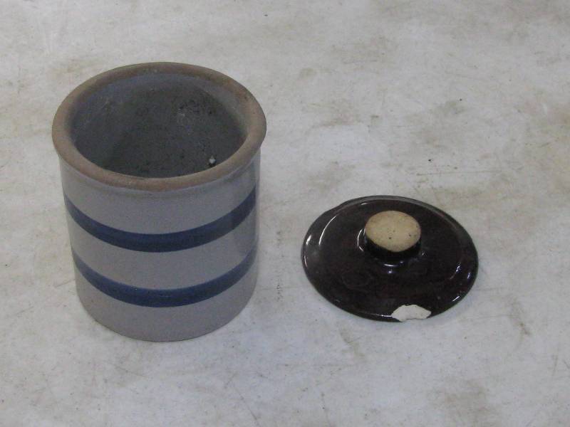 lot 68 image: Blue Band Small Butter Crock