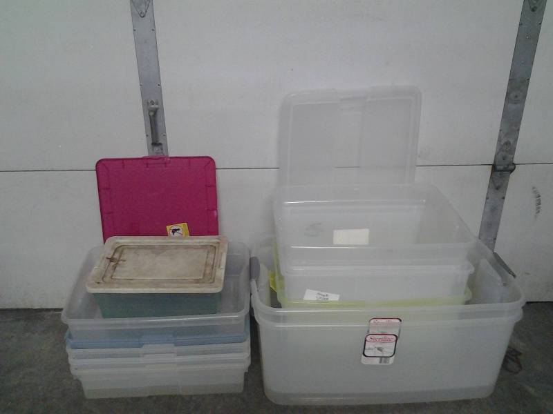lot 38 image: Large Lot Of Assorted Clear Totes (No Matchers)