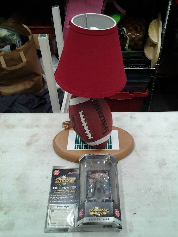 lot 50 image: DC Comic Book Champions Limited Edition-1978 The Joker Silver Age Editon, Unique Football Lamp