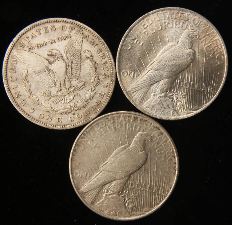lot 105 image: 3 SILVER DOLLARS 1881-O VF, 1922 UNC, 1923 VF