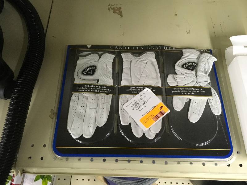 lot 305 image: CALLAWAY LARGE GOLF GLOVE, MSRP $17.99