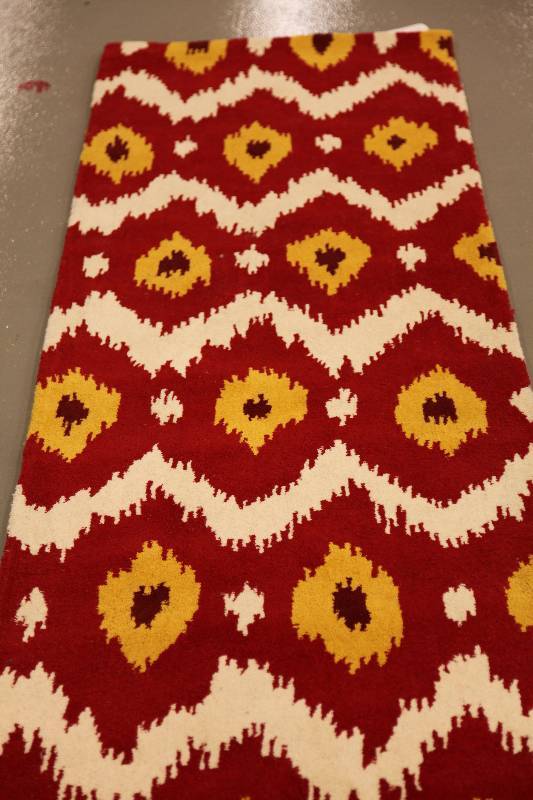 lot 111 image: 8ft Runner (Rug #45)