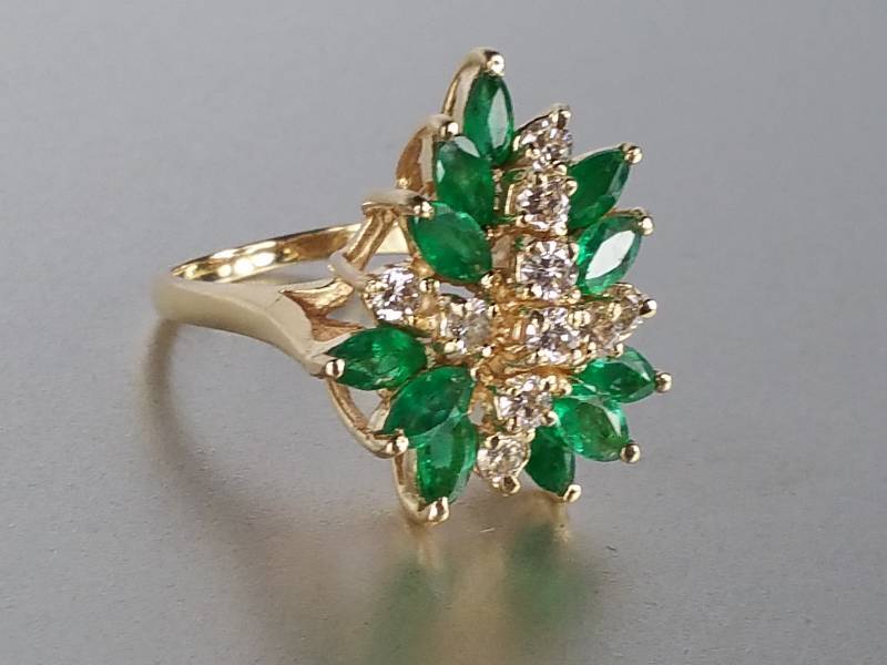$6525 Retail.  Stunning Ladies Custom Genuine Emerald and Diamond Ring in 14kt Gold