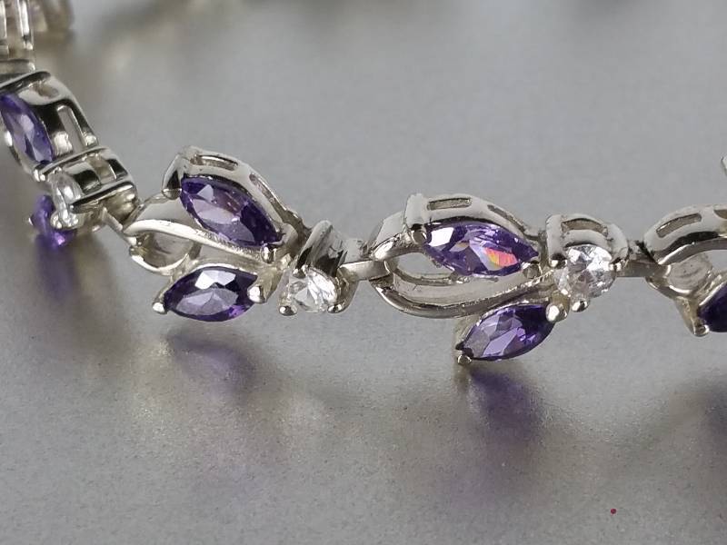 Ladies Beautiful Amethyst Bracelet