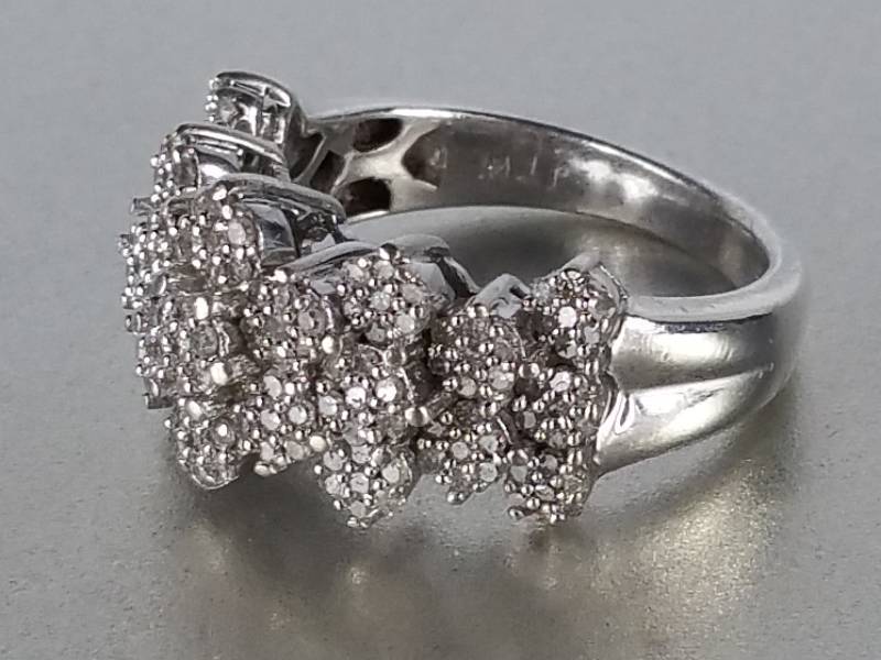 Ladies Designer Diamond Estate Ring