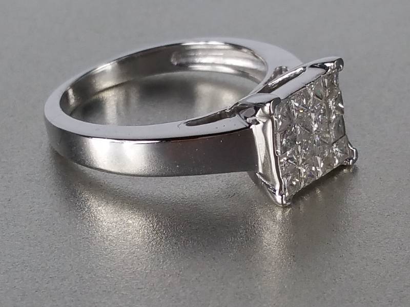 Ladies Princess Cut Diamond Ring