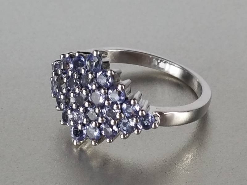 $850 Retail.  Ladies Genuine Tanzanite Ring