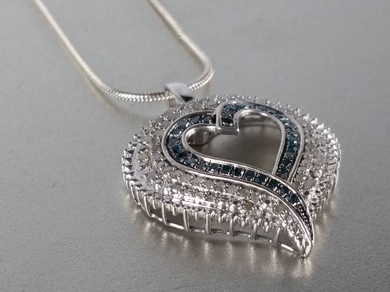 Ladies Blue and White Diamond Heart Necklace