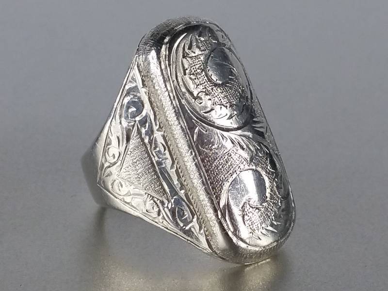 Art Nouveau Hand Engrave Sterling Silver Ring