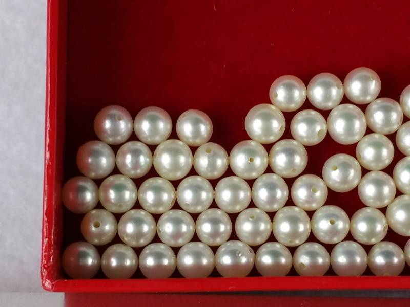 Group of Very Nice Genuine Pearls and Engraved Locket