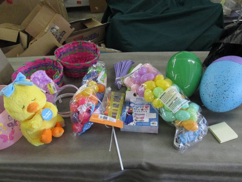 Fillable eggs, Chick Plush, Bunny E...