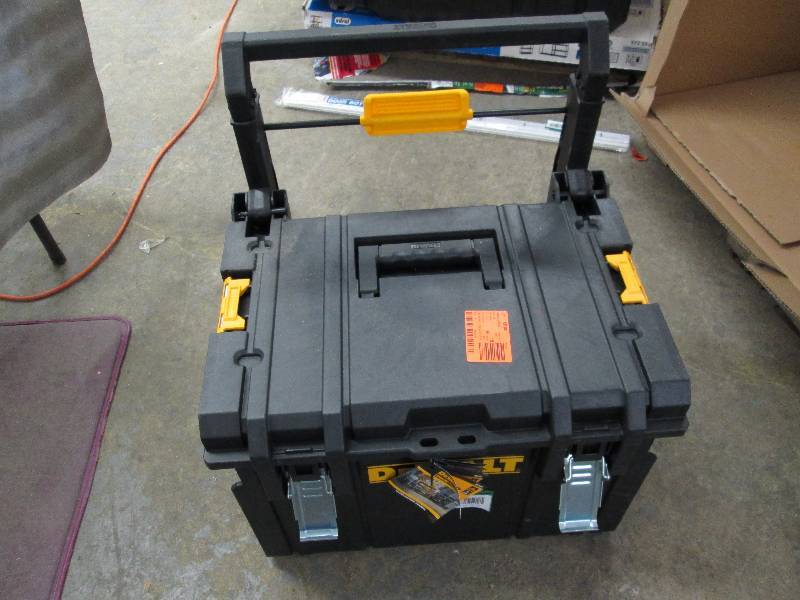 Dewalt ToughSystem DS450 22 in. 17 ...