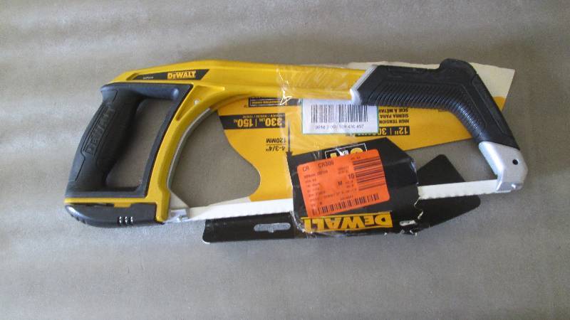 Dewalt 12 in. 5-in-1 Hacksaw open p...