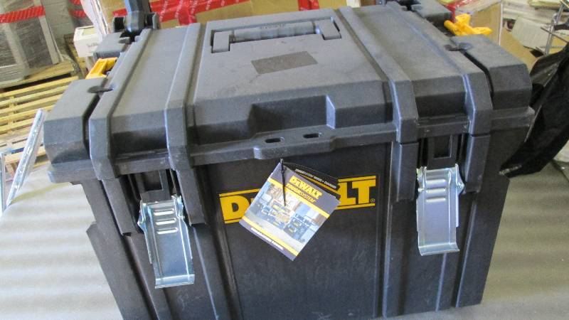 Dewalt ToughSystem DS450 22 in. 17 ...