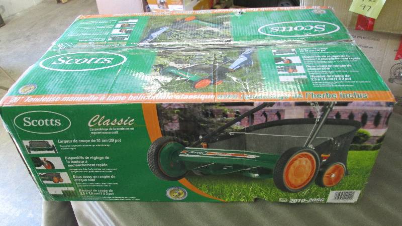 Scotts 20 in. Reel Mower with Grass...