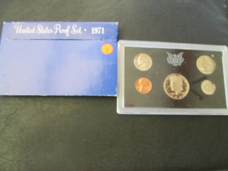 1971 S Proof Coin Set...