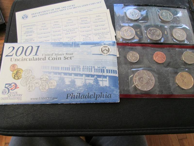 2001 P Uncirculated Coin Set...