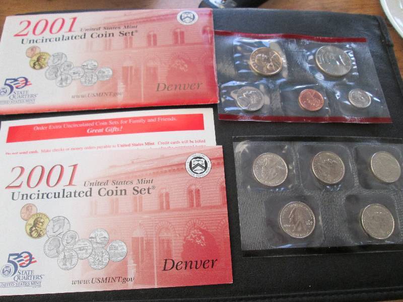 2001 D Uncirculated Coin Set...