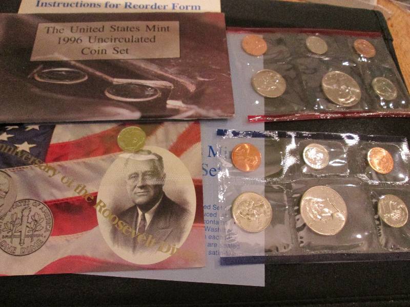 1996 D and P Uncirculated Coin Set...