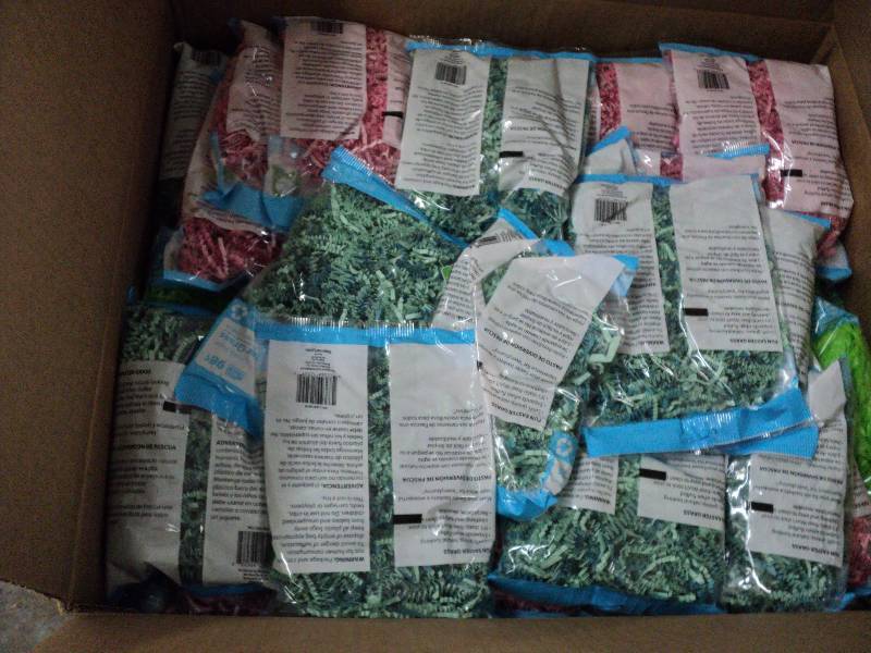 2 cases of Easter grass...