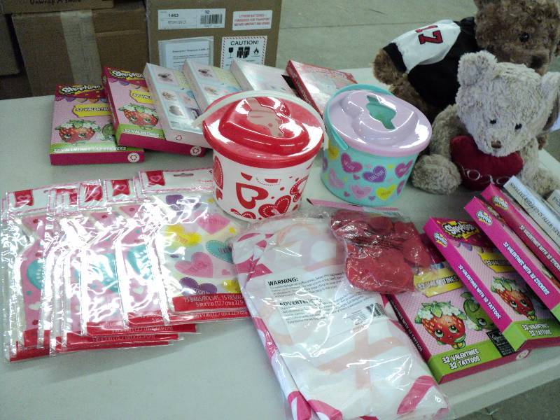 valentine decor ...
