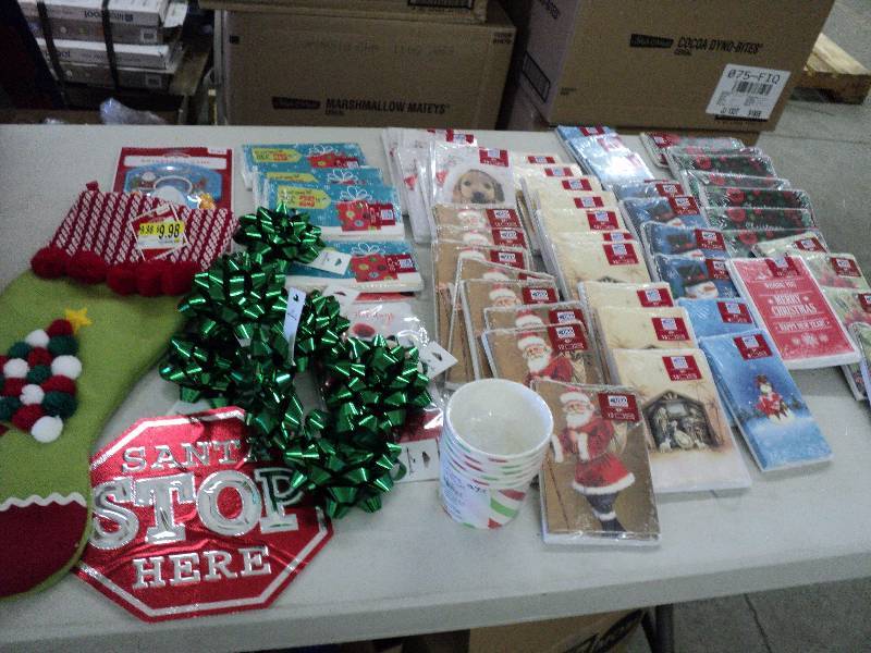 50 packages of Christmas cards and ...