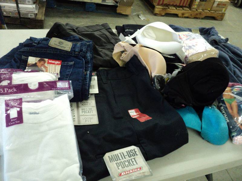clothing various sizes, all new, gr...
