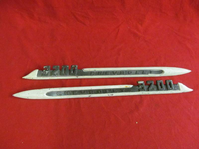 Chevy 3200 fender emblems