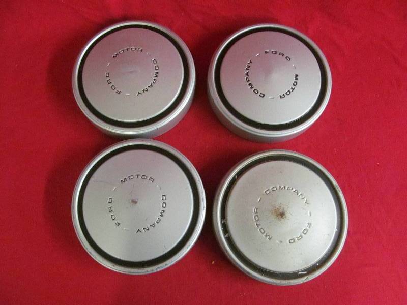 ford hubcaps