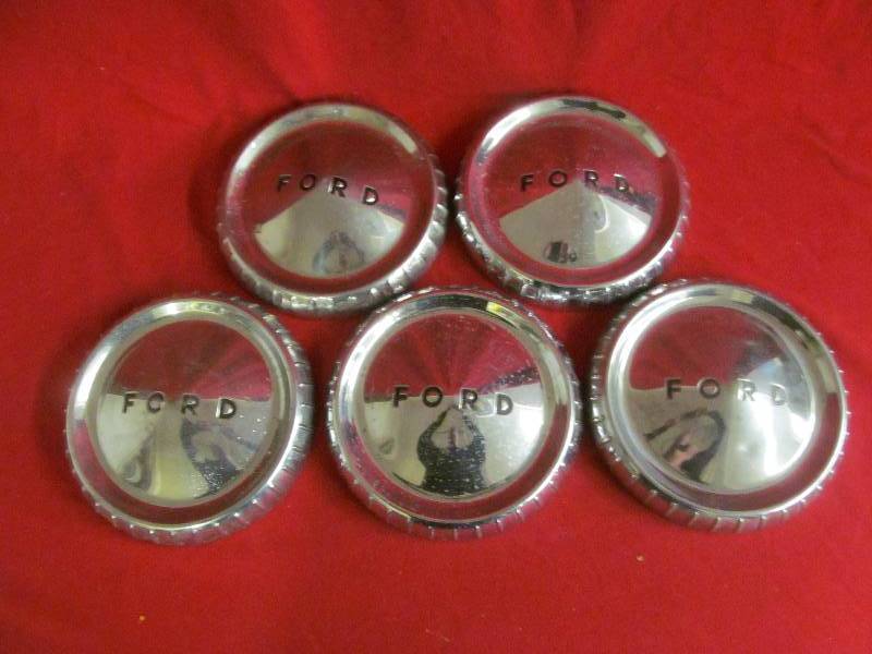 Ford hub caps