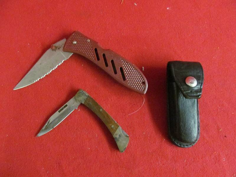 knives