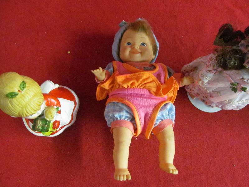 dolls