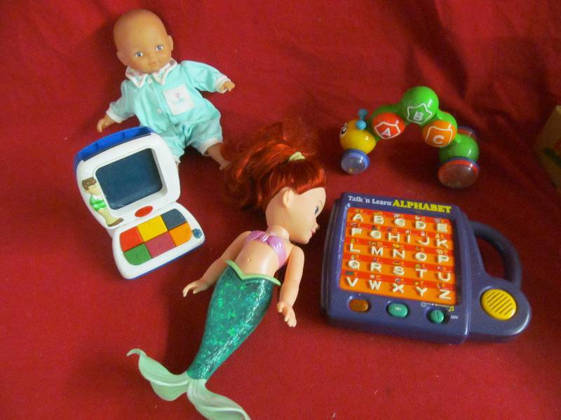 toys