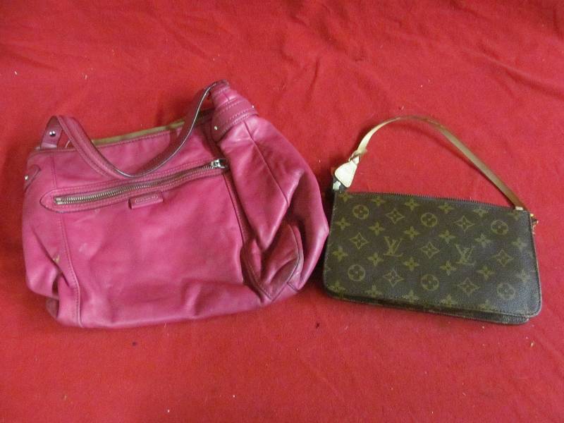 Coach , Louis Vittan hand bag